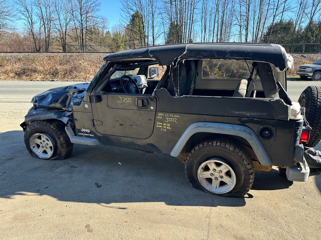 2004 Jeep Wrangler LJ – J2512