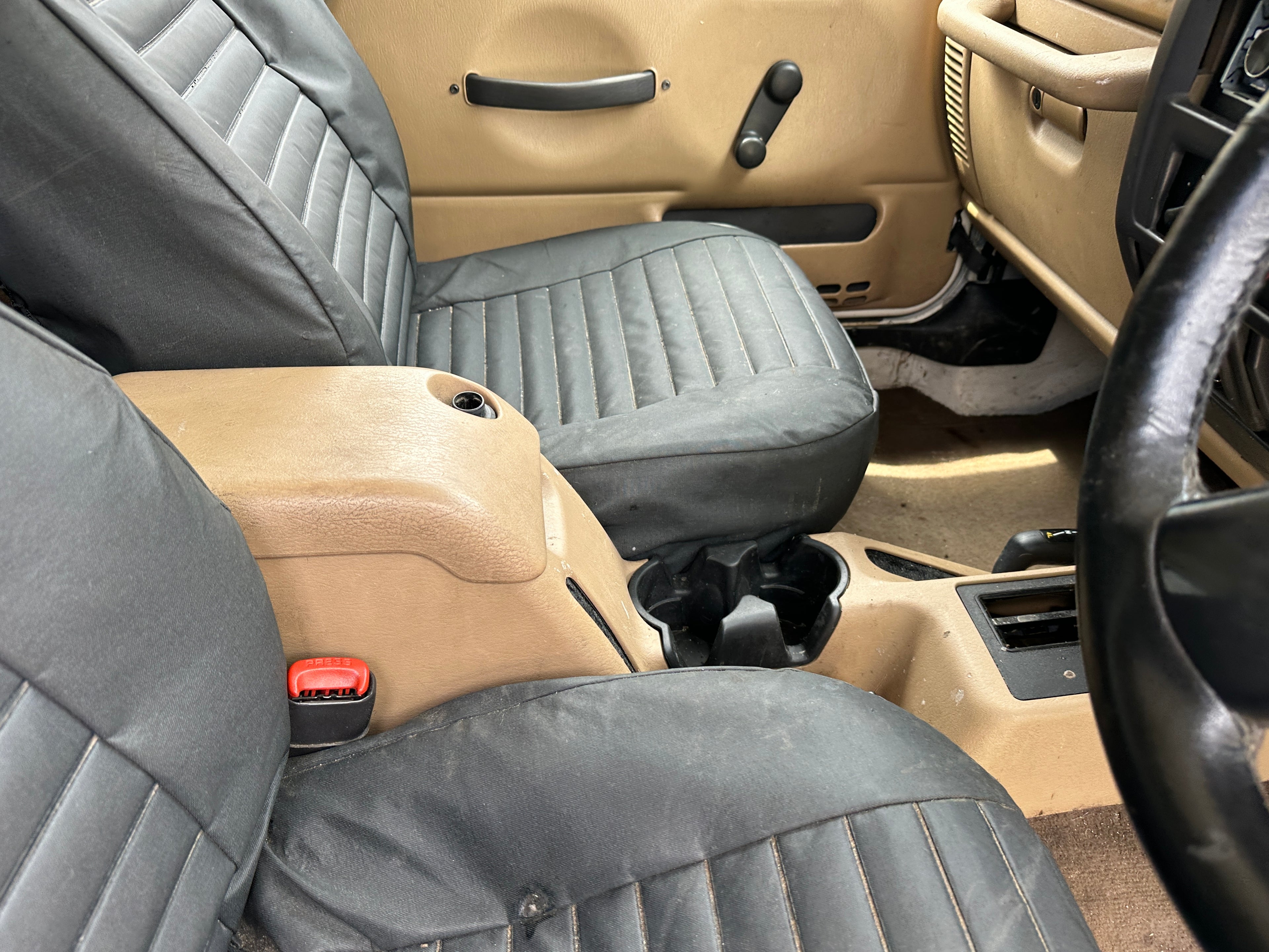 2002 Jeep Wrangler TJ RHD 4.0 – J2532