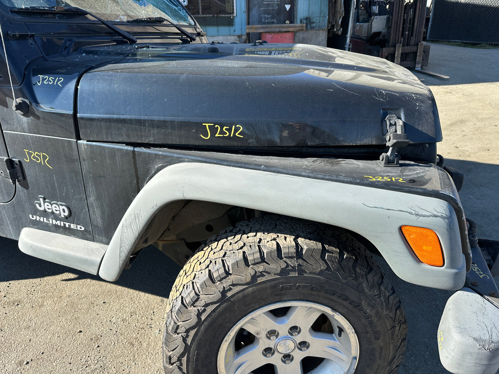 2004 Jeep Wrangler LJ – J2512