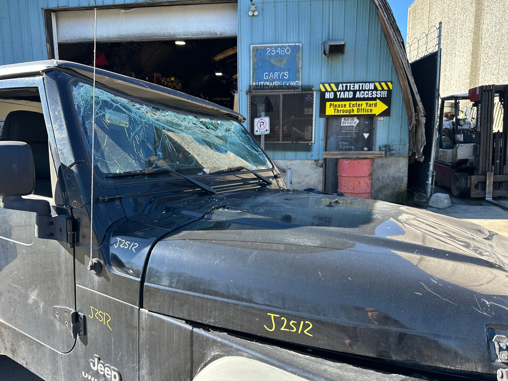 2004 Jeep Wrangler LJ – J2512