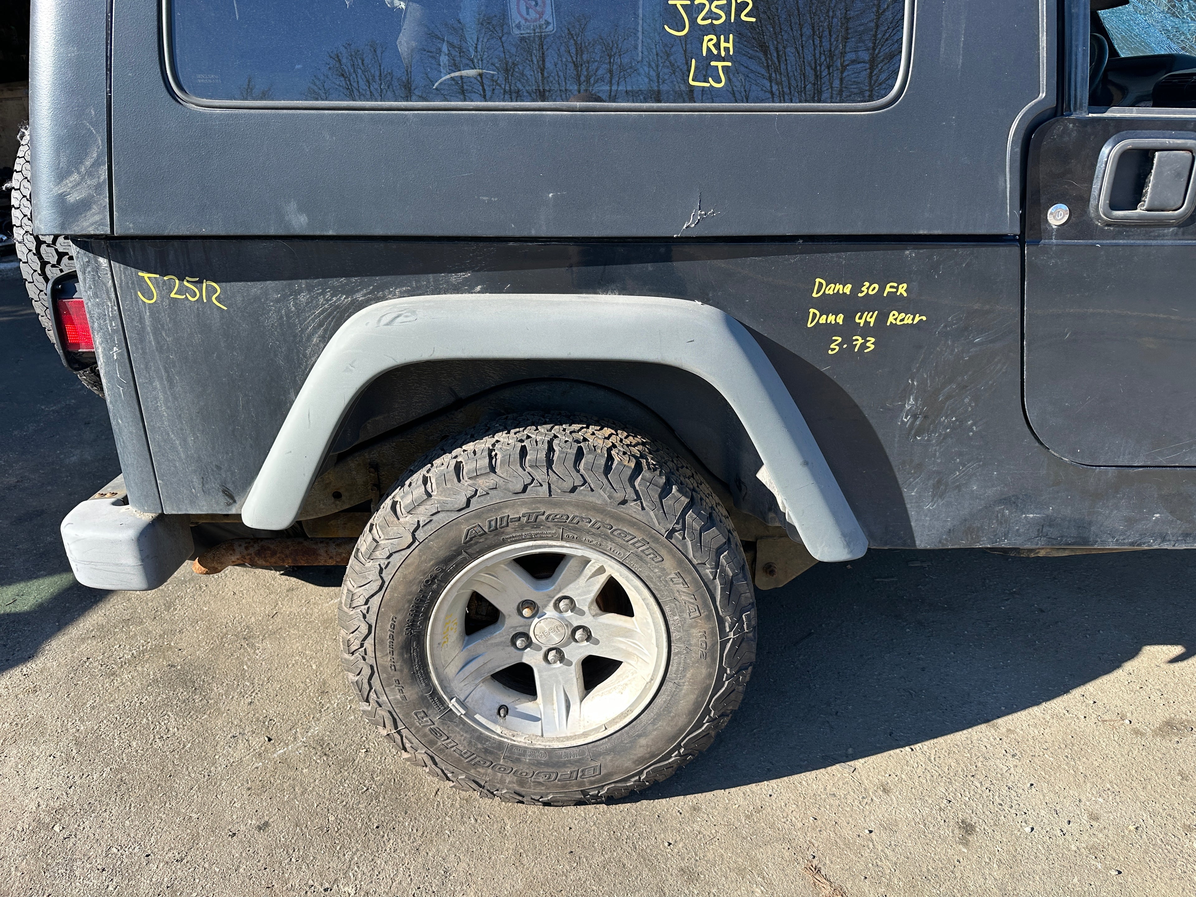 2004 Jeep Wrangler LJ – J2512