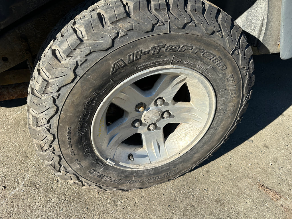 2004 Jeep Wrangler LJ – J2512