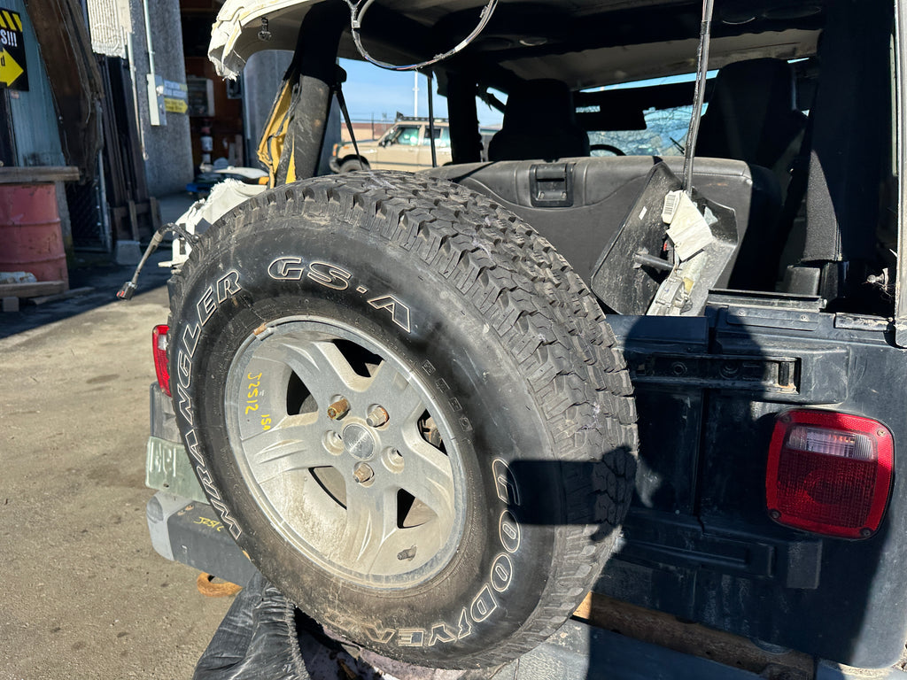 2004 Jeep Wrangler LJ – J2512