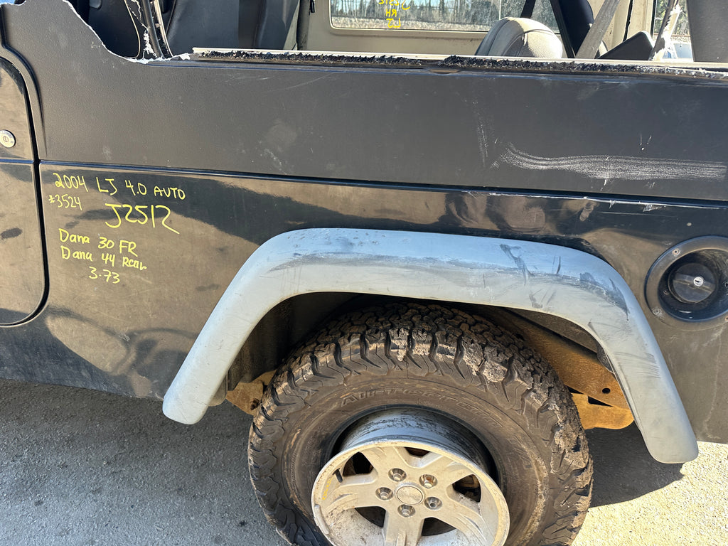 2004 Jeep Wrangler LJ – J2512