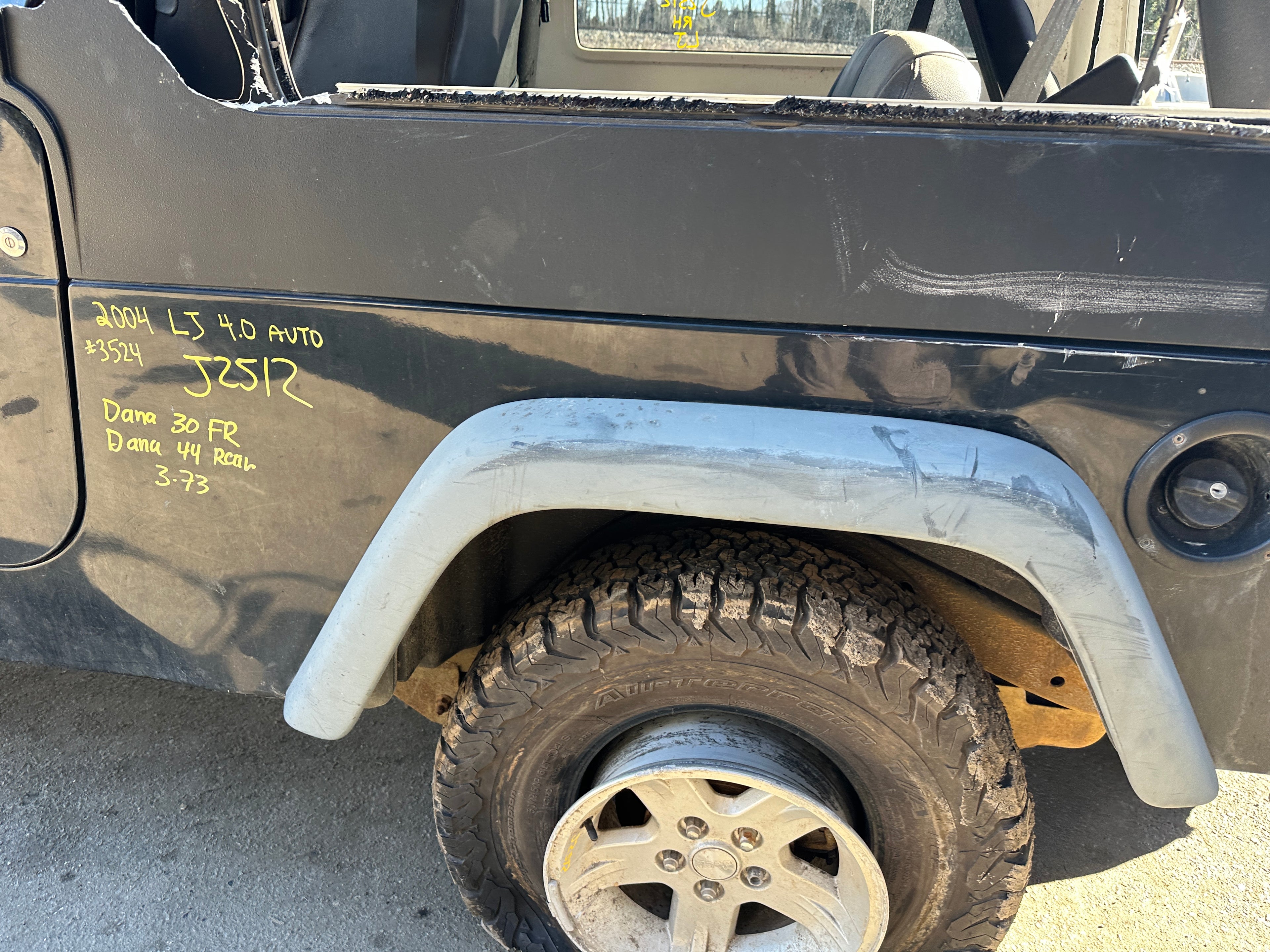 2004 Jeep Wrangler LJ – J2512
