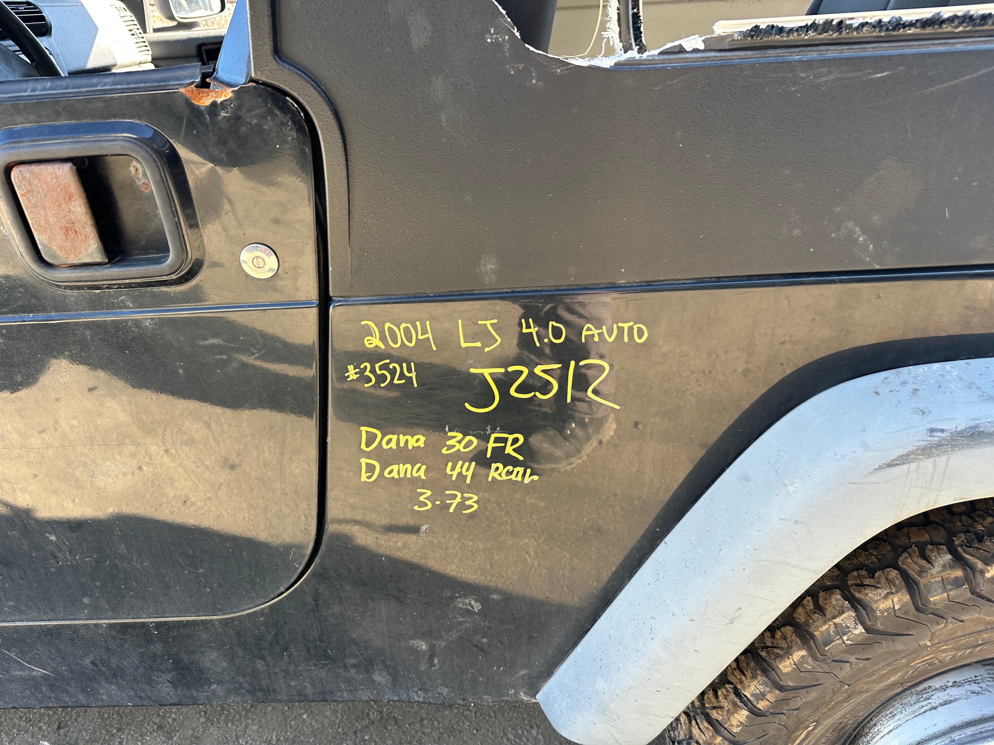 2004 Jeep Wrangler LJ – J2512