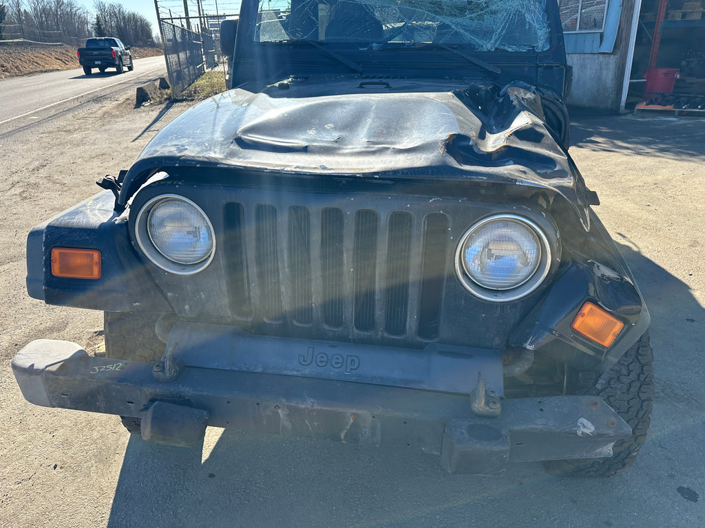 2004 Jeep Wrangler LJ – J2512