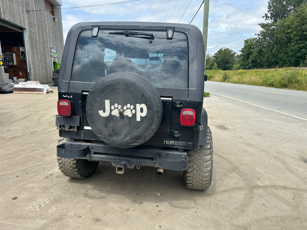 1992 Jeep Wrangler YJ 2.5 – J2533