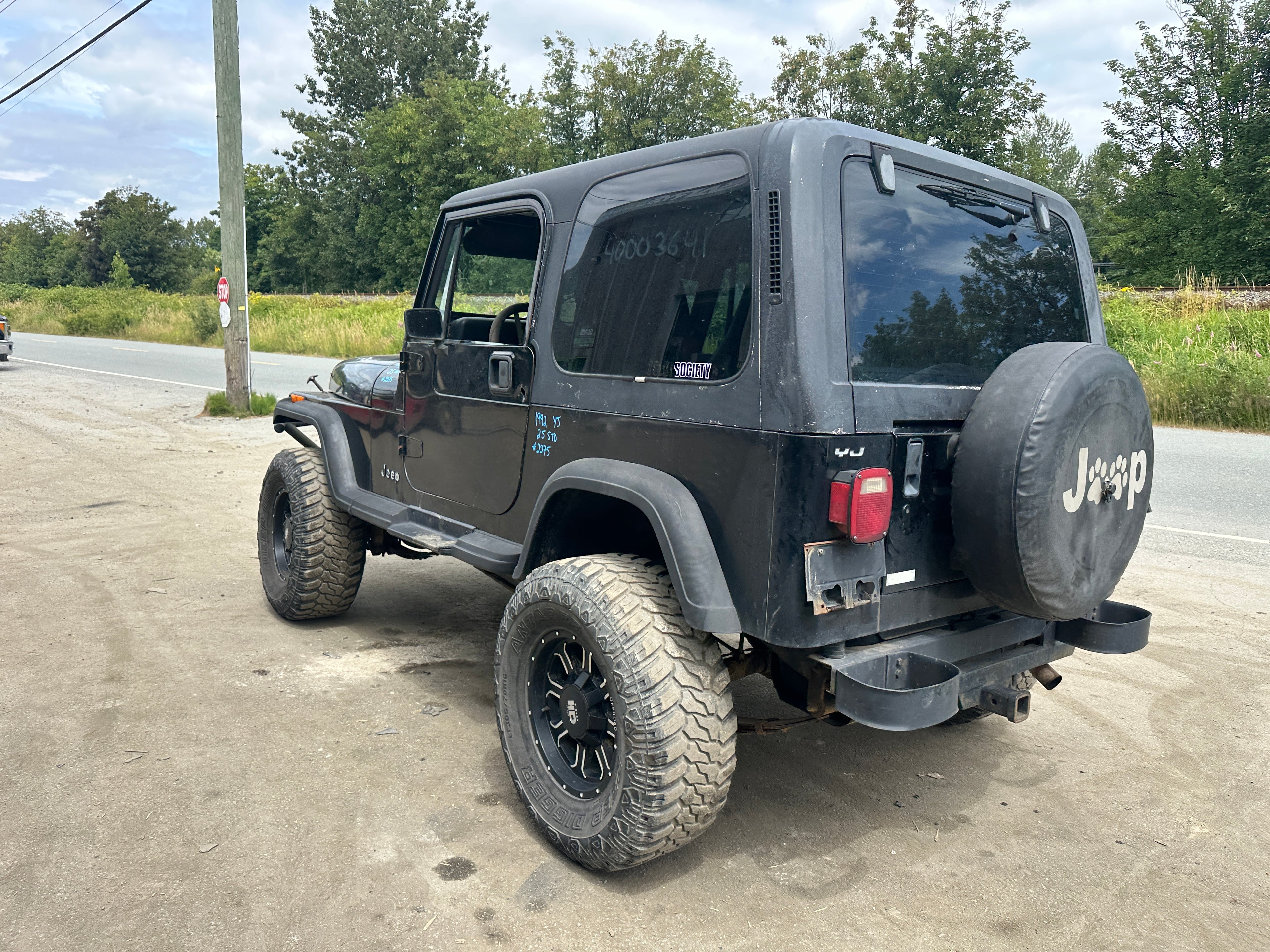 1992 Jeep Wrangler YJ 2.5 – J2533