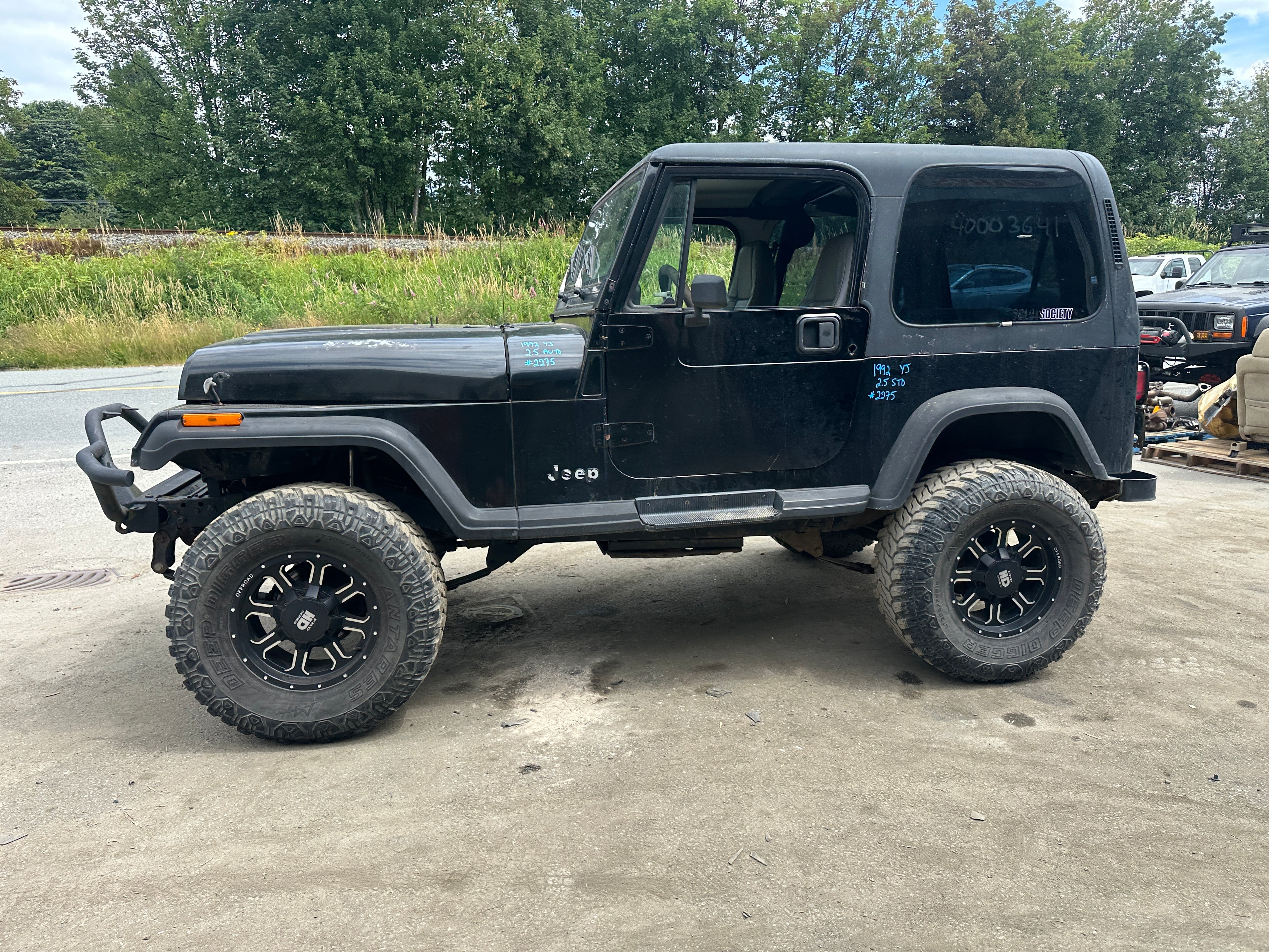 1992 Jeep Wrangler YJ 2.5 – J2533