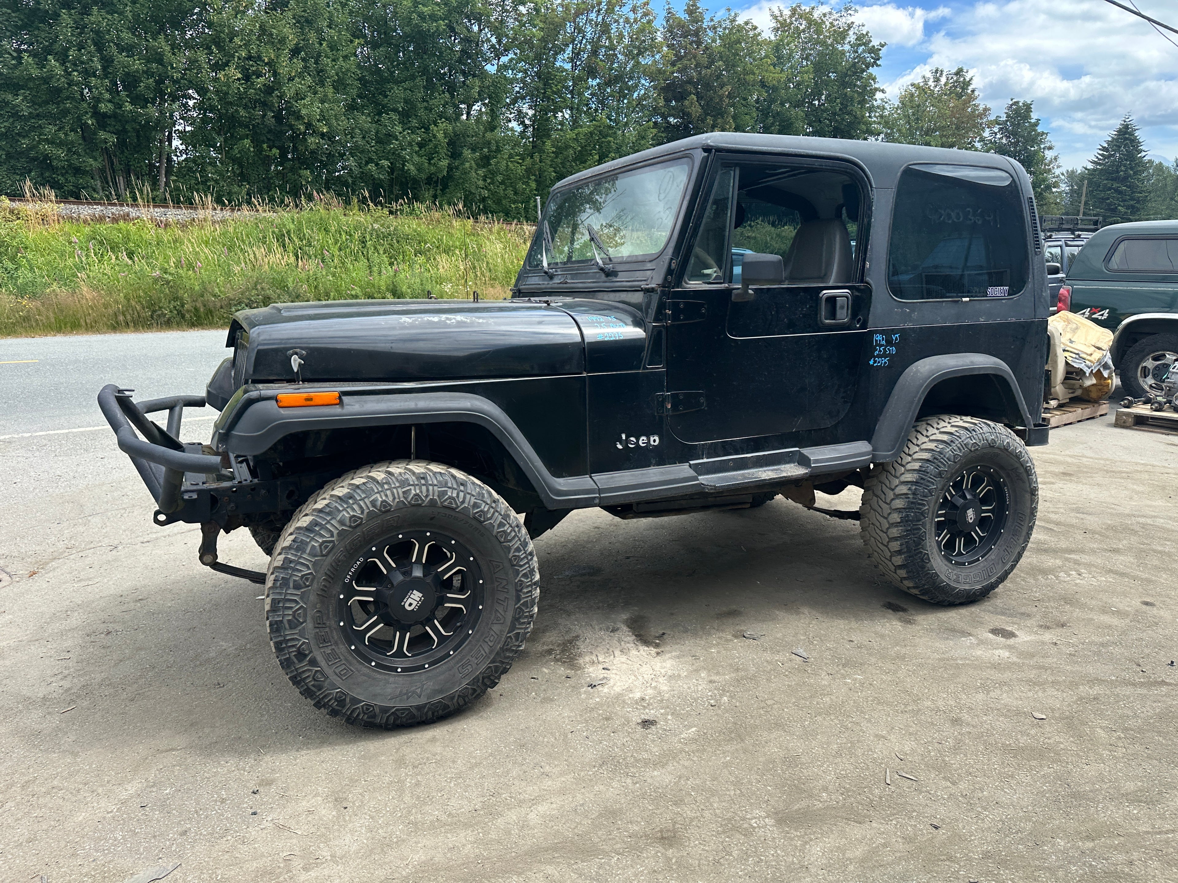 1992 Jeep Wrangler YJ 2.5 – J2533