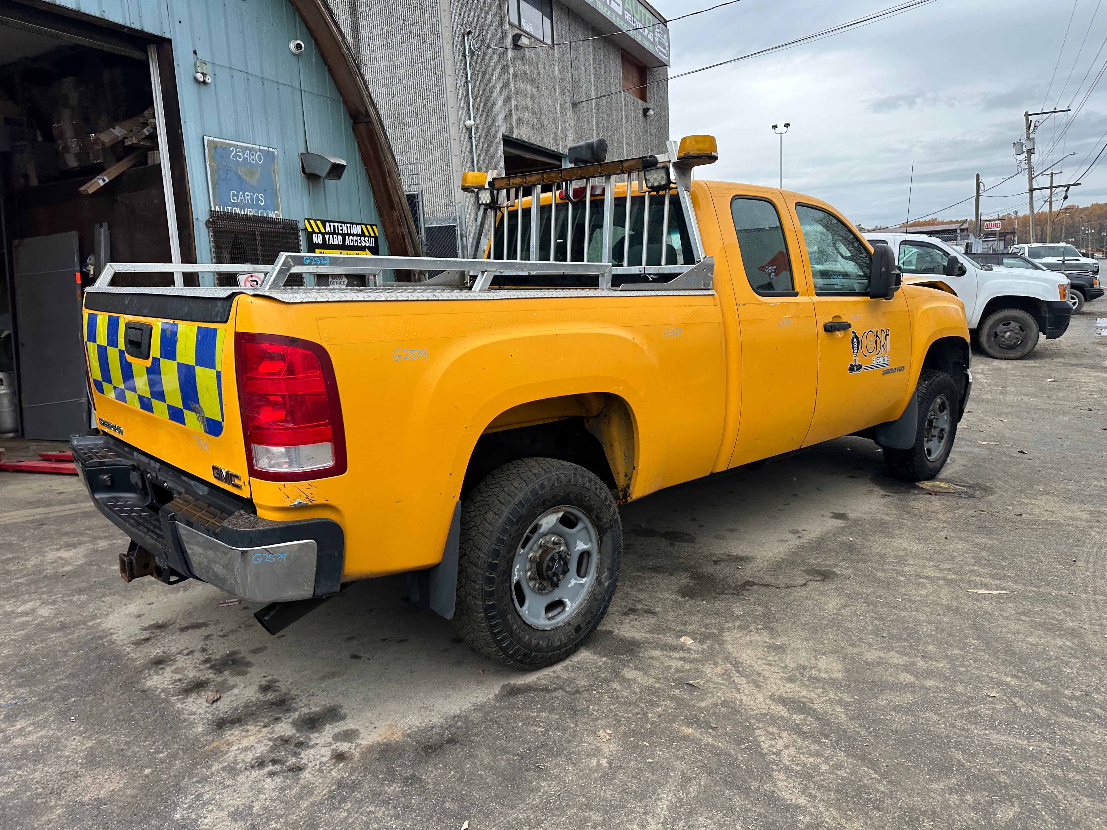 2011 GMC Sierra C2500HD 4.8 – G2529