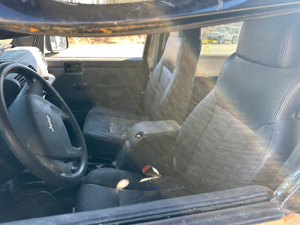 2004 Jeep Wrangler LJ – J2512