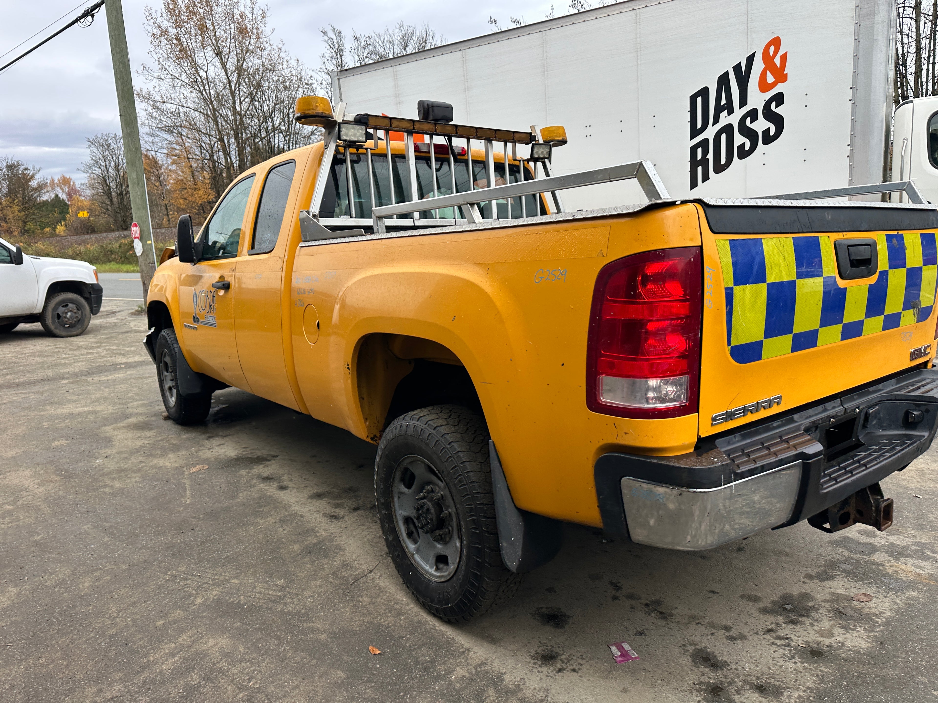 2011 GMC Sierra C2500HD 4.8 – G2529