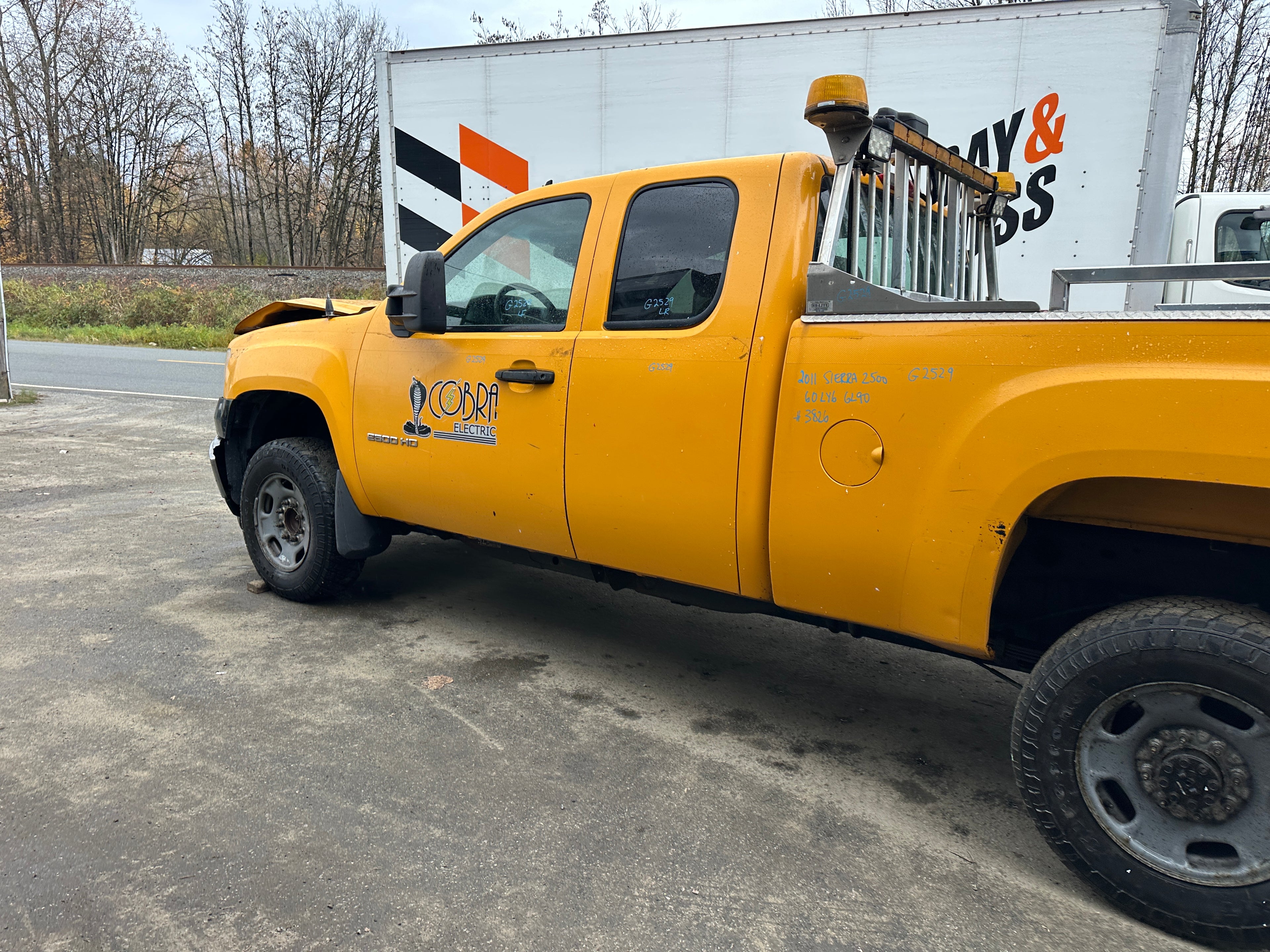 2011 GMC Sierra C2500HD 4.8 – G2529