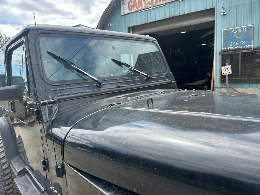 1992 Jeep Wrangler YJ 2.5 – J2533