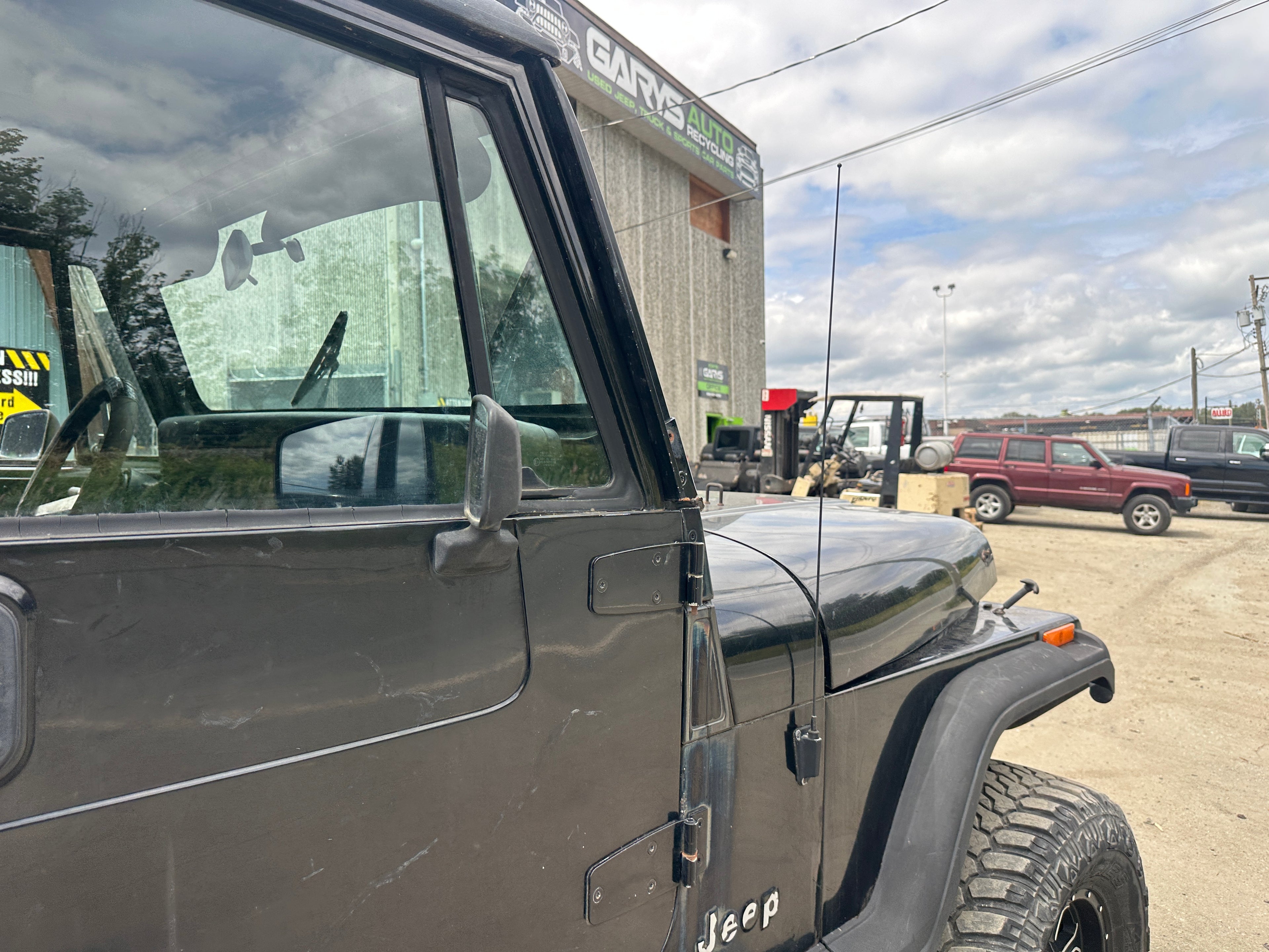 1992 Jeep Wrangler YJ 2.5 – J2533