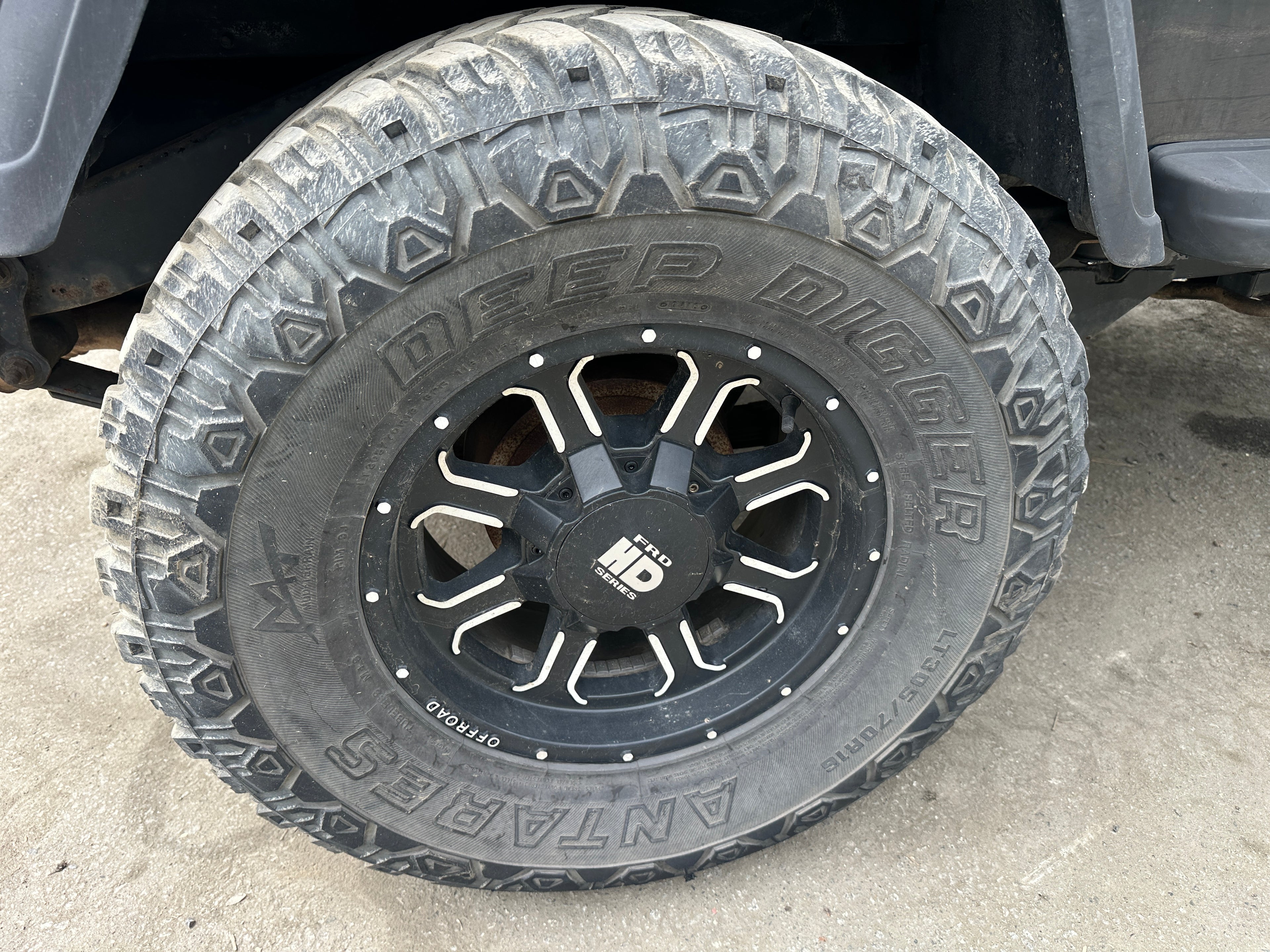 1992 Jeep Wrangler YJ 2.5 – J2533