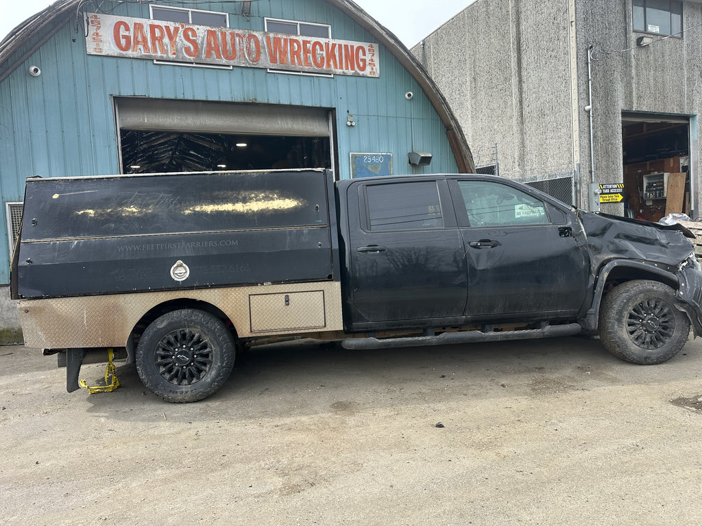 2023 Chevrolet Silverado K3500 LTZ 6.6 L5P Duramax – C2606