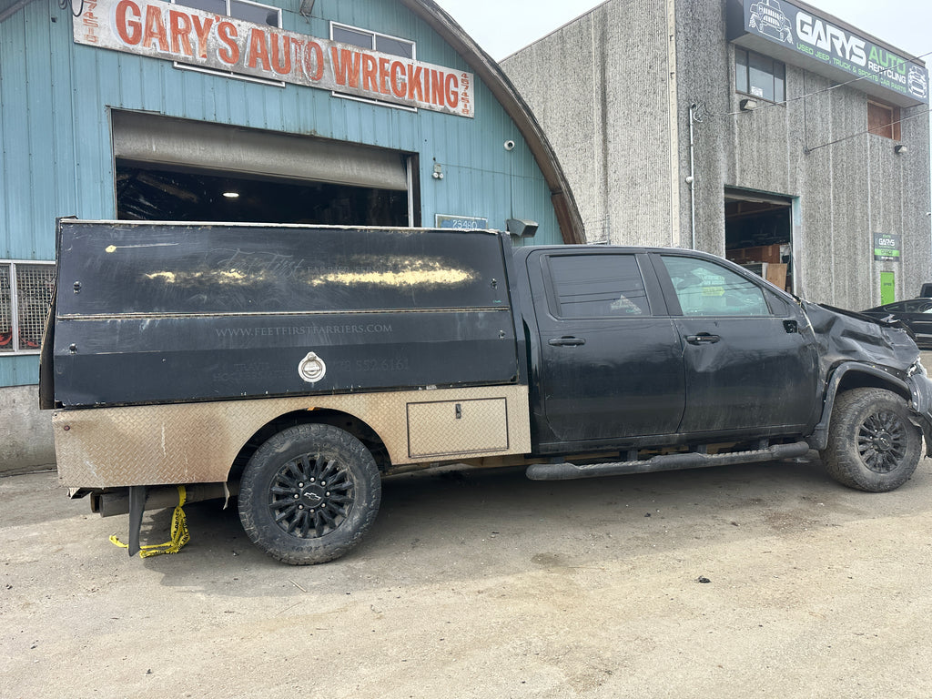2023 Chevrolet Silverado K3500 LTZ 6.6 L5P Duramax – C2606