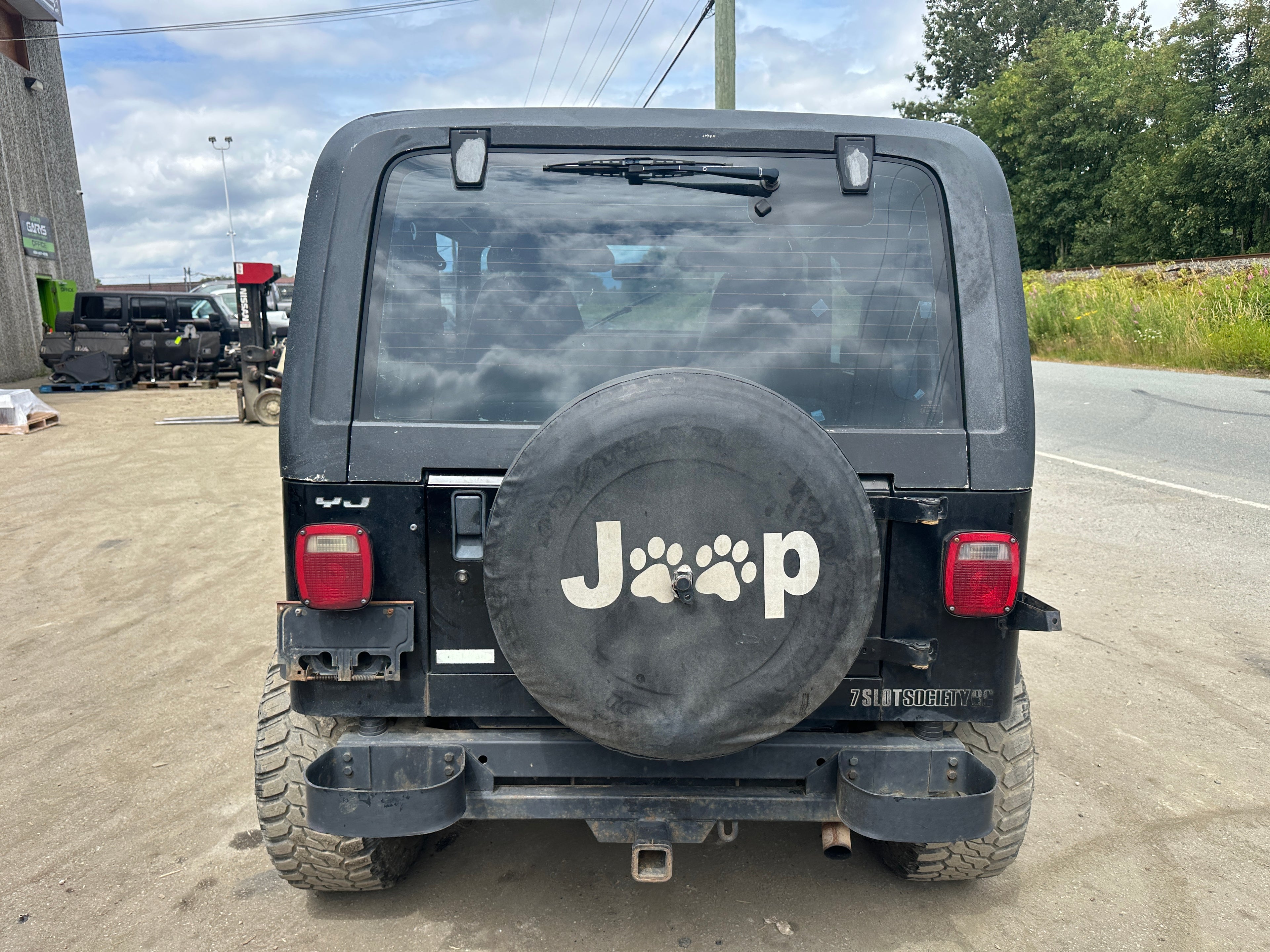 1992 Jeep Wrangler YJ 2.5 – J2533