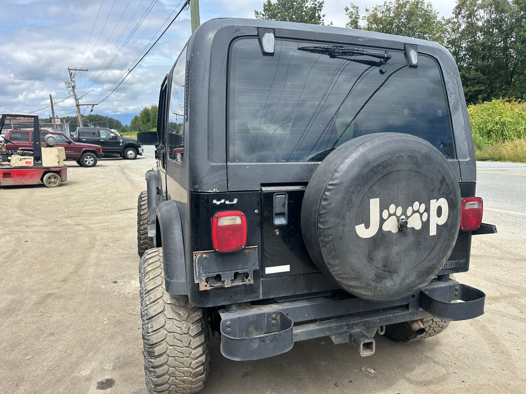 1992 Jeep Wrangler YJ 2.5 – J2533