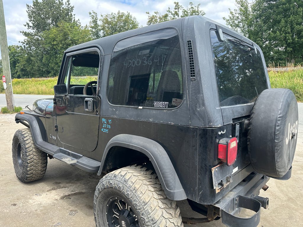 1992 Jeep Wrangler YJ 2.5 – J2533