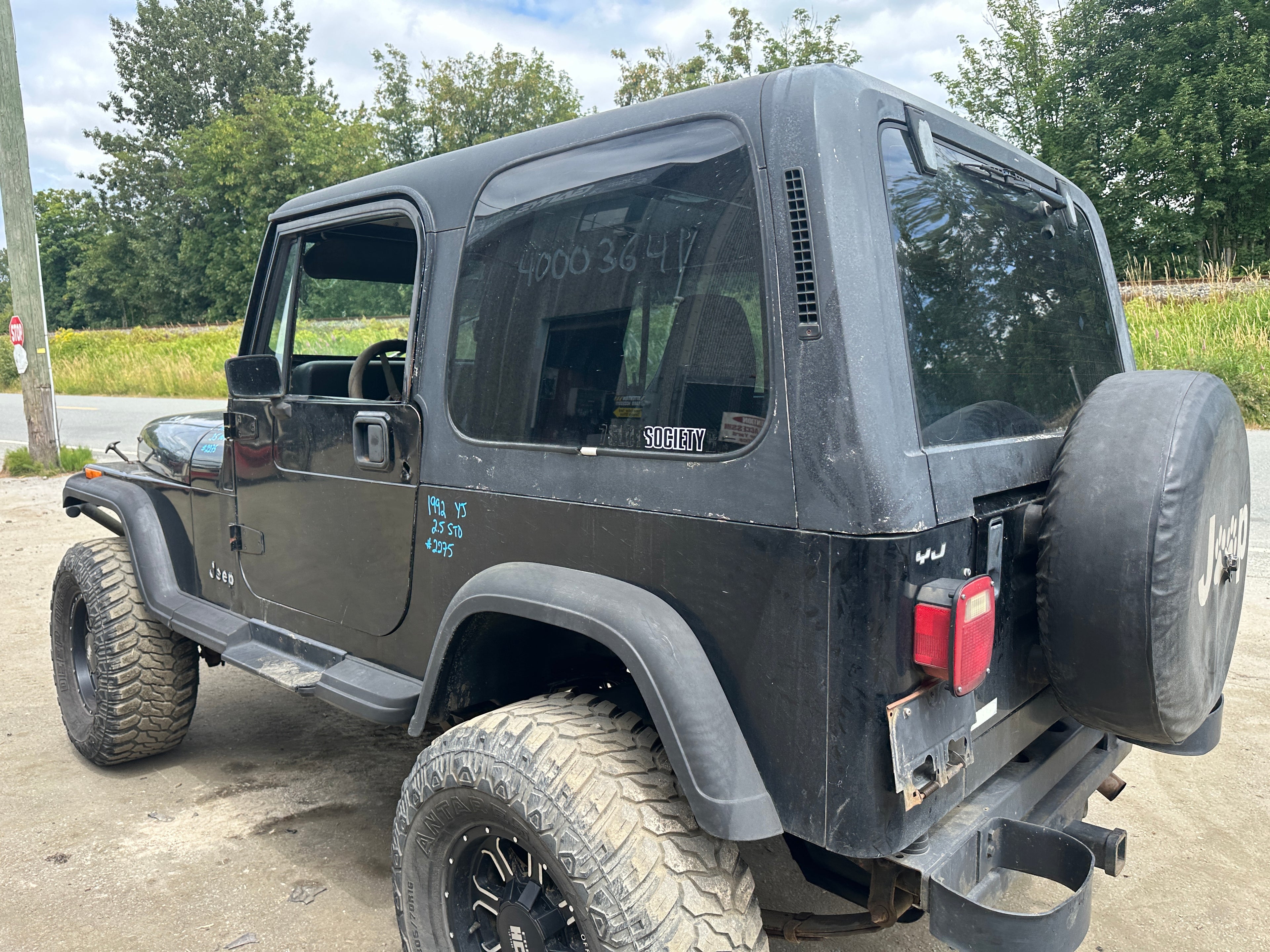 1992 Jeep Wrangler YJ 2.5 – J2533