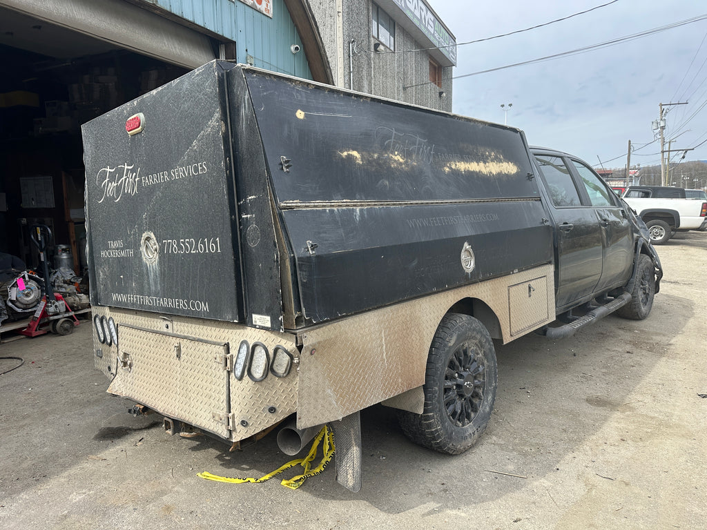 2023 Chevrolet Silverado K3500 LTZ 6.6 L5P Duramax – C2606