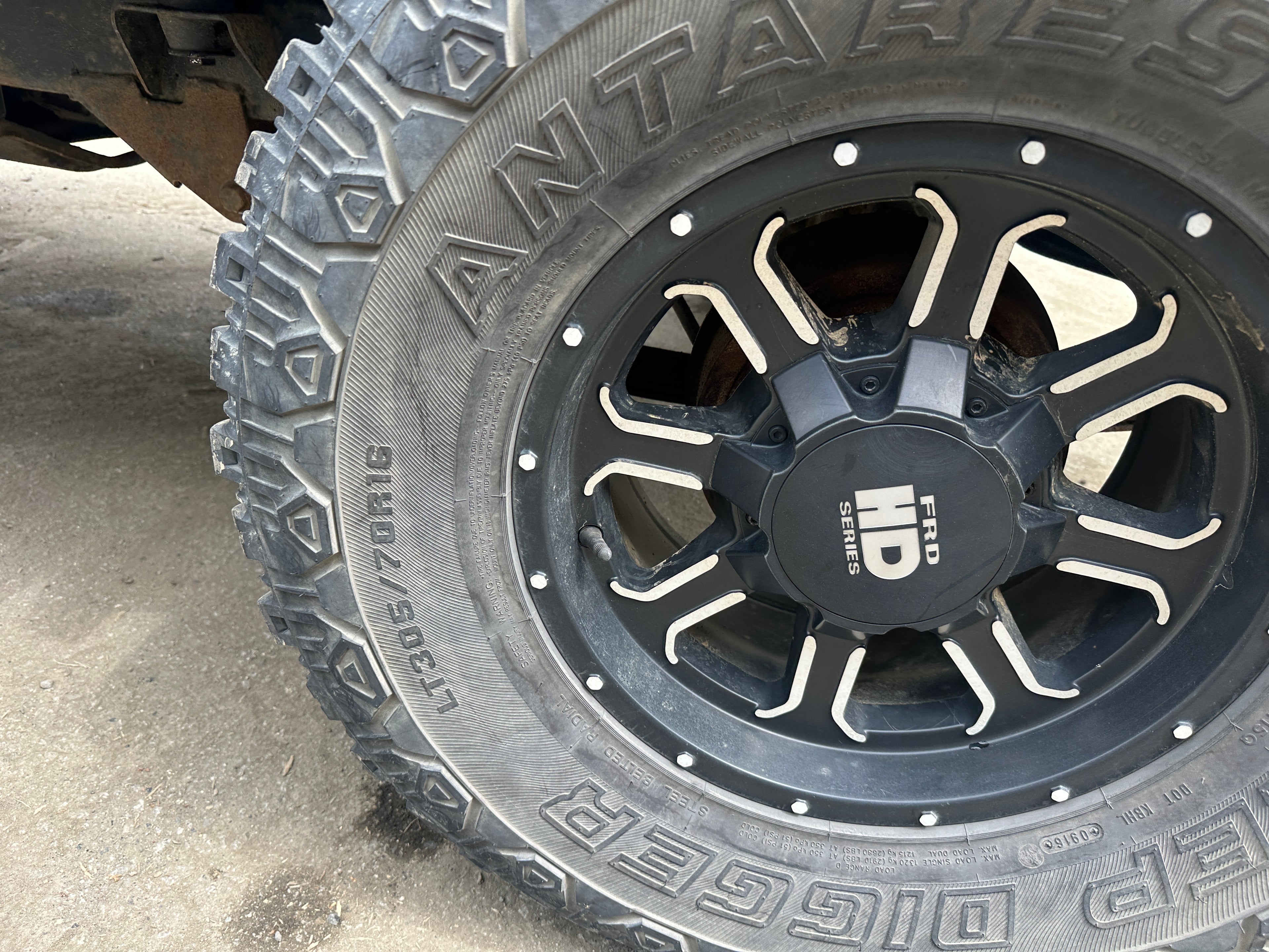 1992 Jeep Wrangler YJ 2.5 – J2533