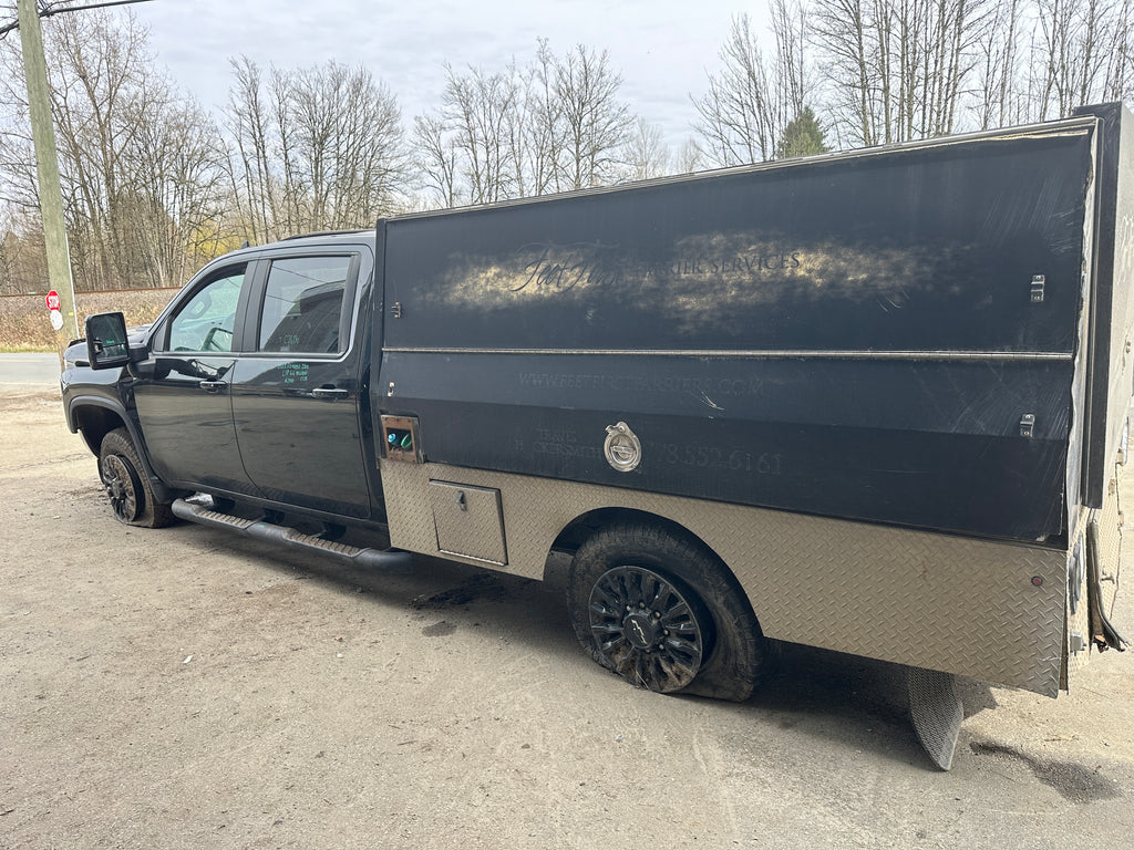 2023 Chevrolet Silverado K3500 LTZ 6.6 L5P Duramax – C2606