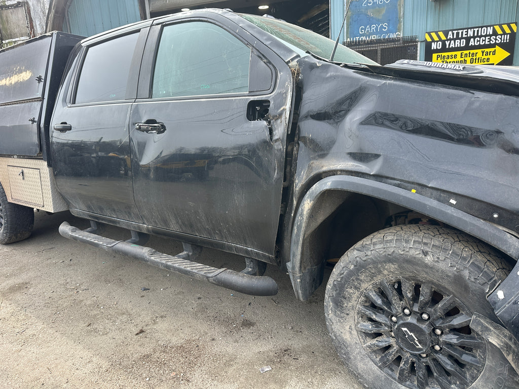 2023 Chevrolet Silverado K3500 LTZ 6.6 L5P Duramax – C2606