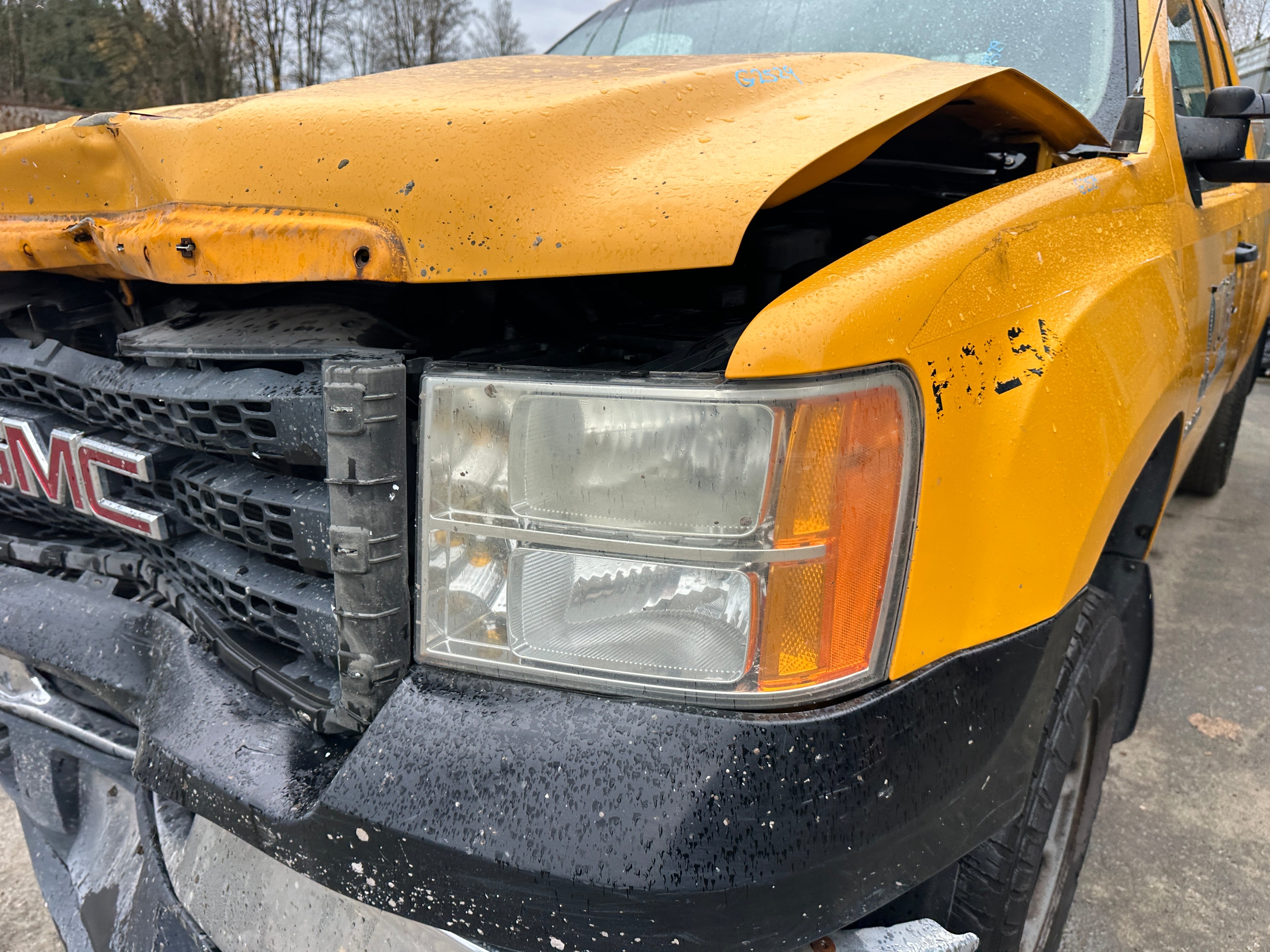 2011 GMC Sierra C2500HD 4.8 – G2529