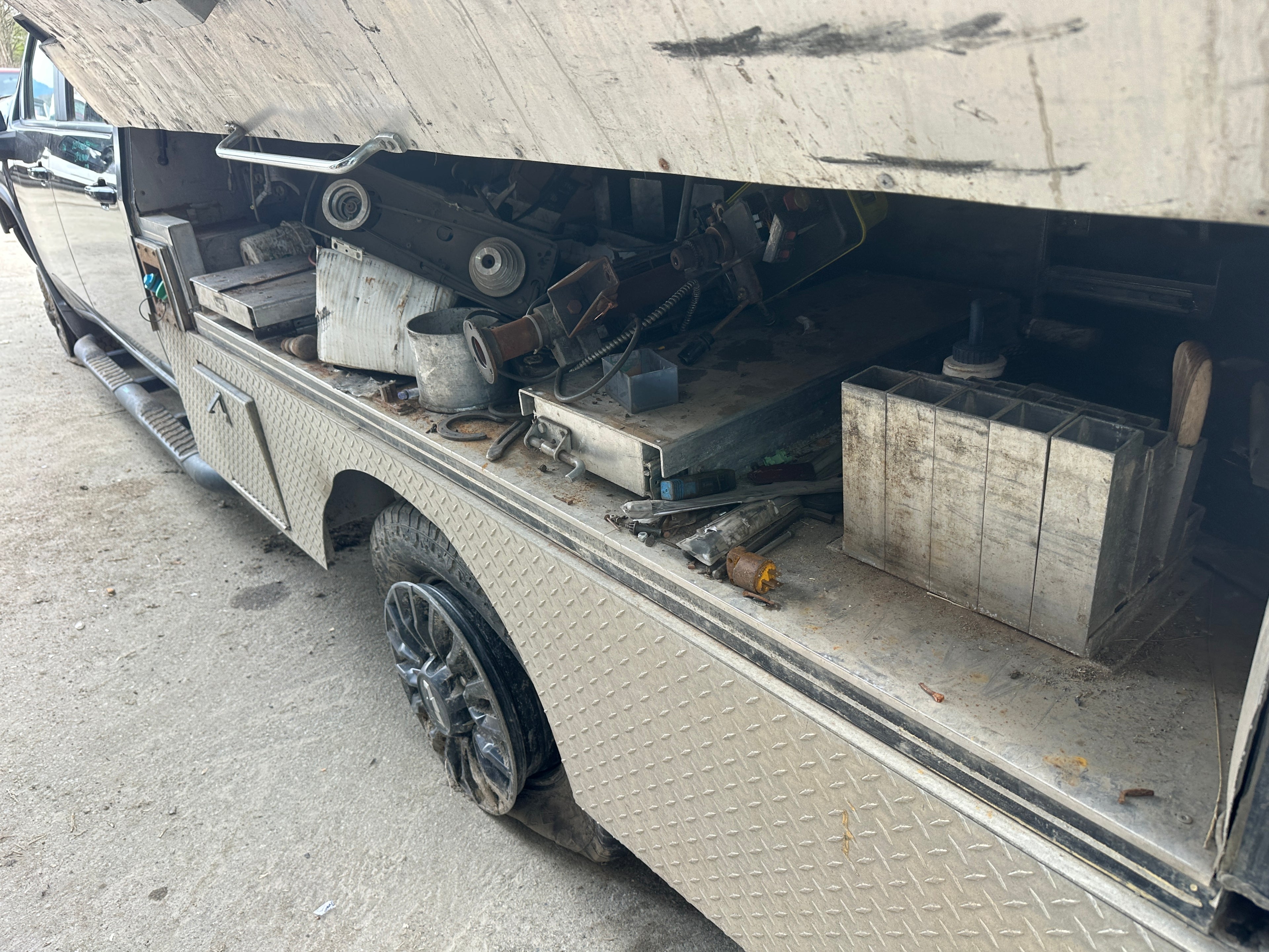 2023 Chevrolet Silverado K3500 LTZ 6.6 L5P Duramax – C2606