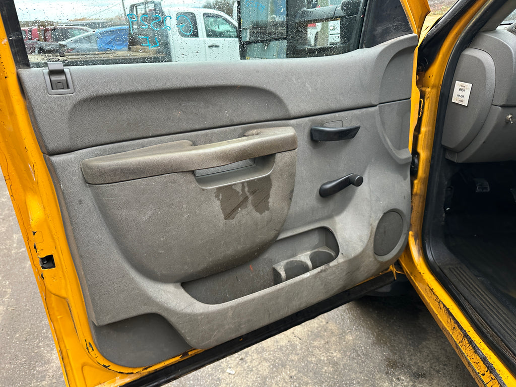 2011 GMC Sierra C2500HD 4.8 – G2529