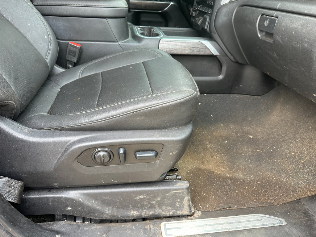 2023 Chevrolet Silverado K3500 LTZ 6.6 L5P Duramax – C2606