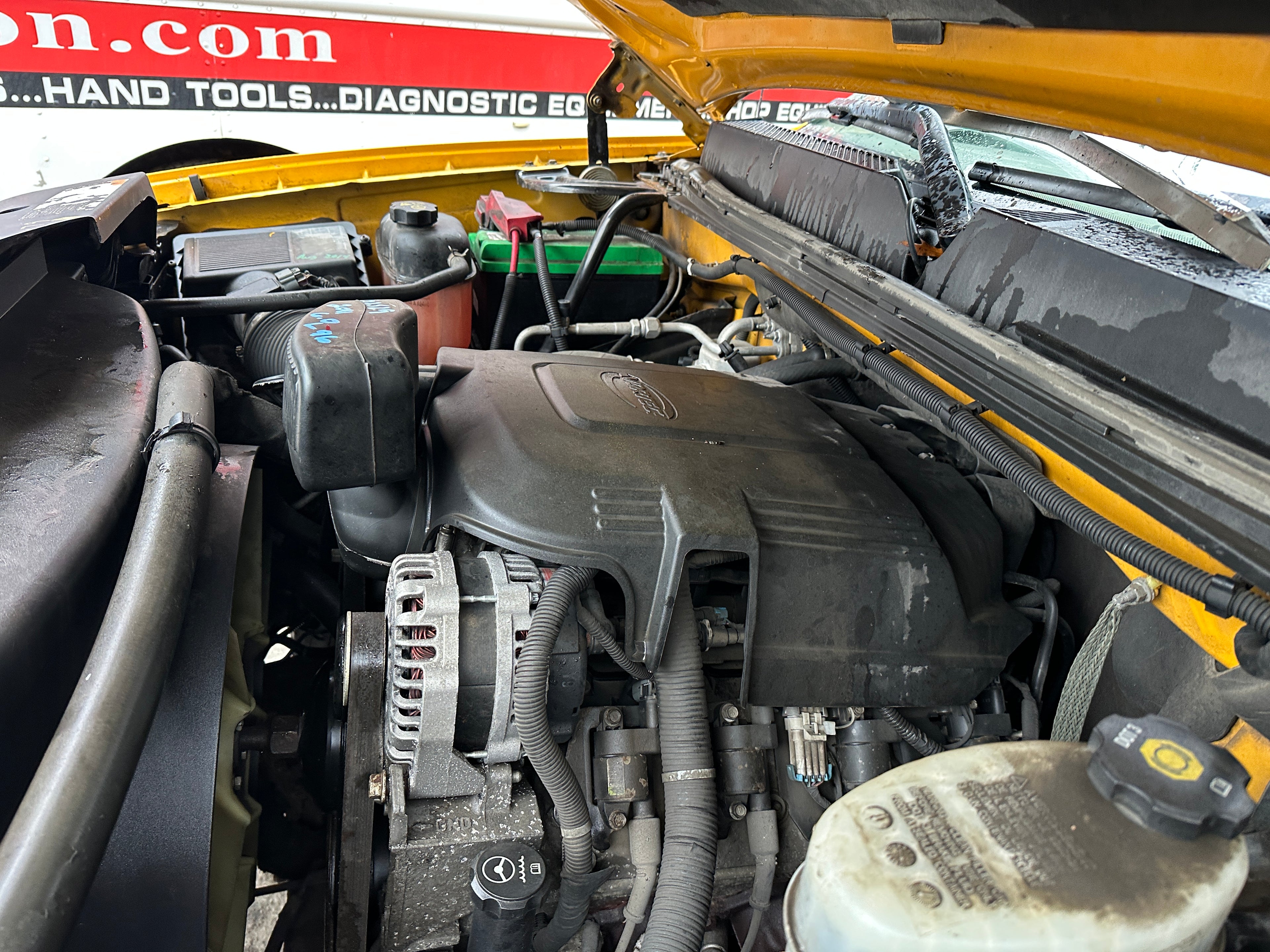 2011 GMC Sierra C2500HD 4.8 – G2529