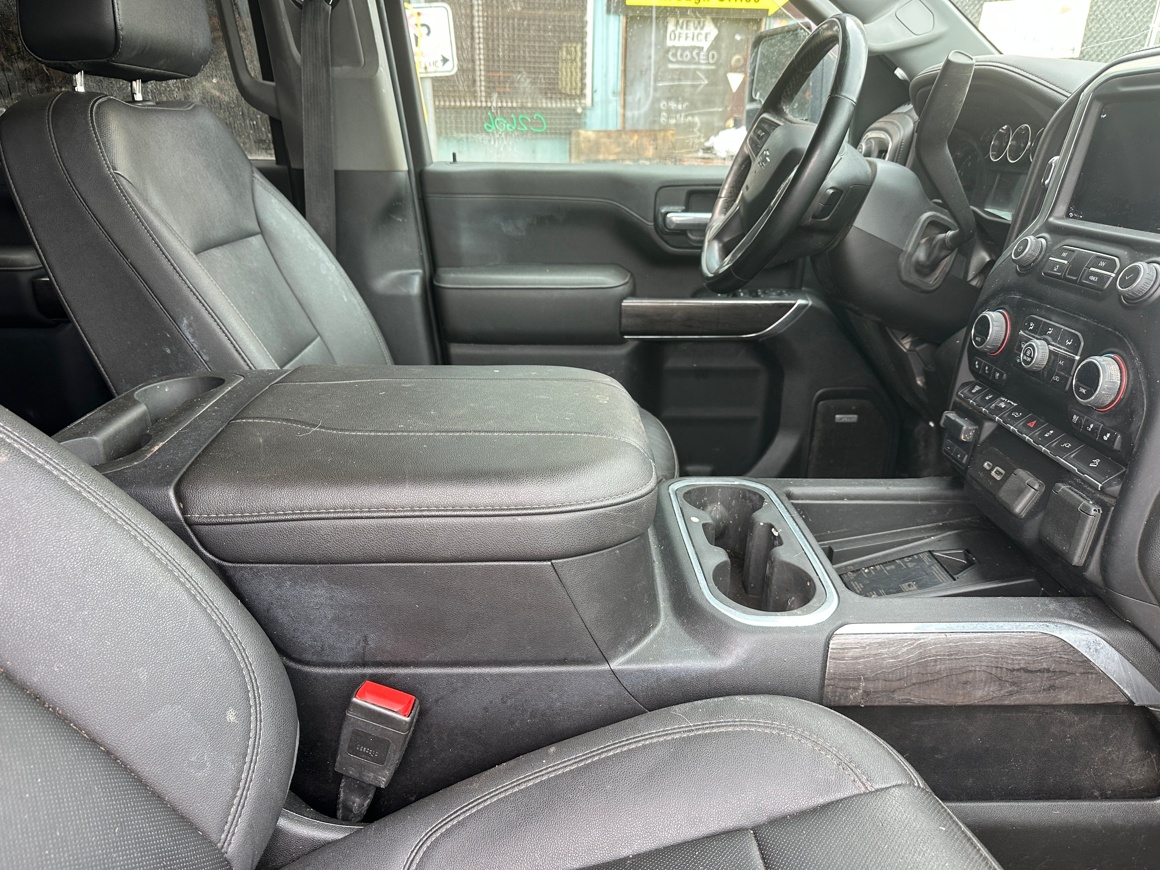 2023 Chevrolet Silverado K3500 LTZ 6.6 L5P Duramax – C2606