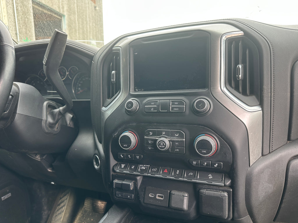 2023 Chevrolet Silverado K3500 LTZ 6.6 L5P Duramax – C2606