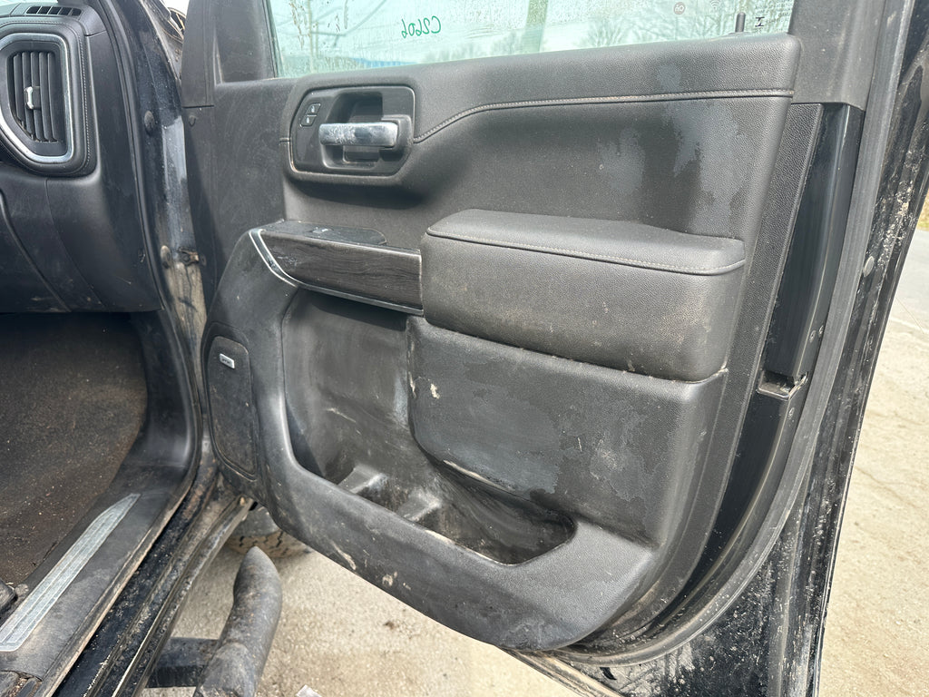 2023 Chevrolet Silverado K3500 LTZ 6.6 L5P Duramax – C2606