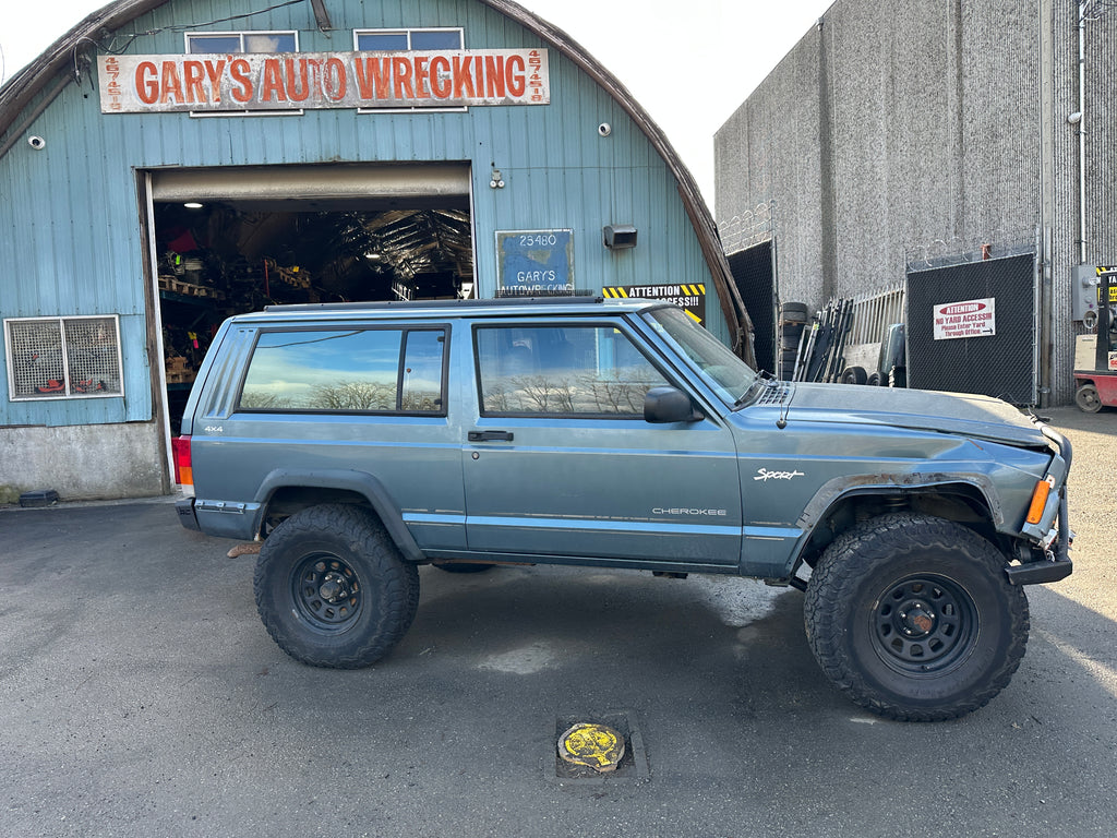 1998 Jeep Cherokee XJ 4.0 – J2513