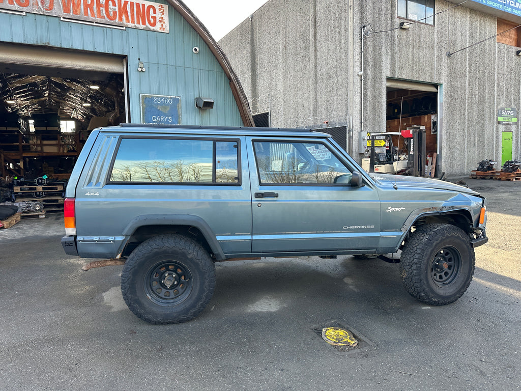 1998 Jeep Cherokee XJ 4.0 – J2513