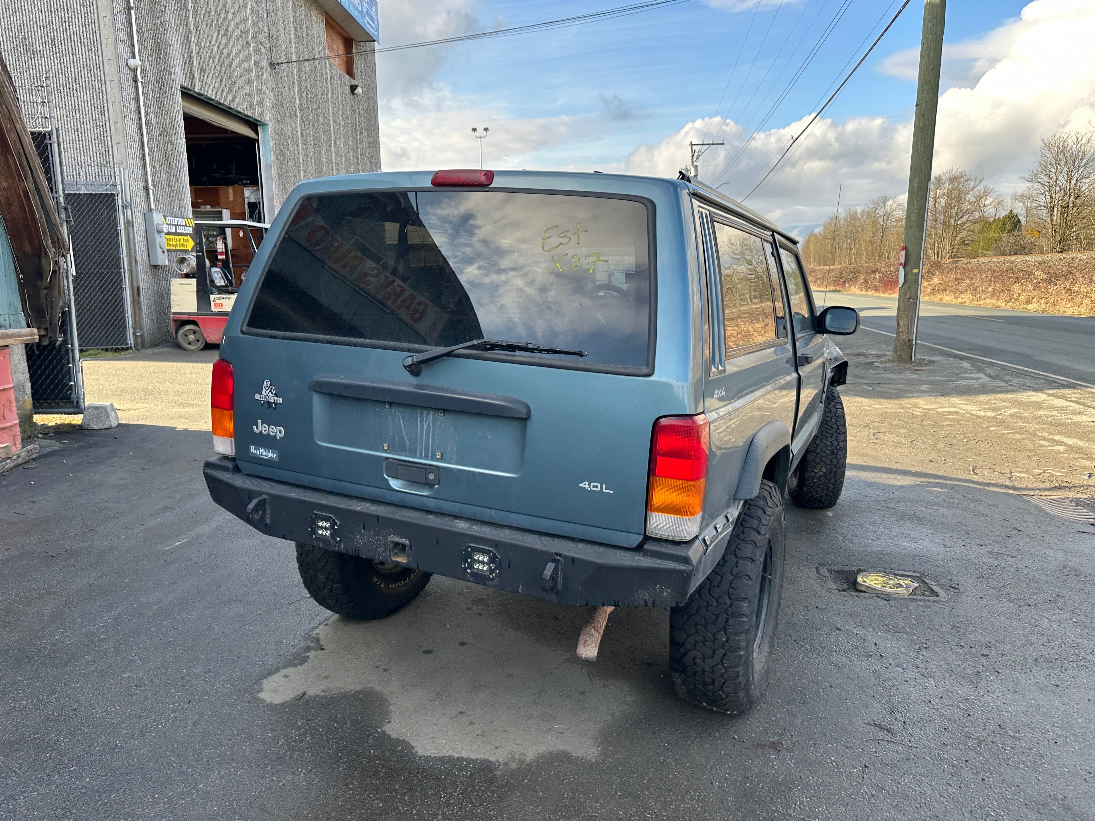 1998 Jeep Cherokee XJ 4.0 – J2513