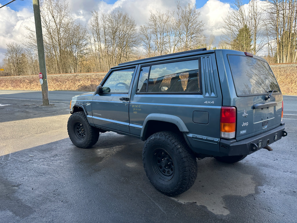 1998 Jeep Cherokee XJ 4.0 – J2513