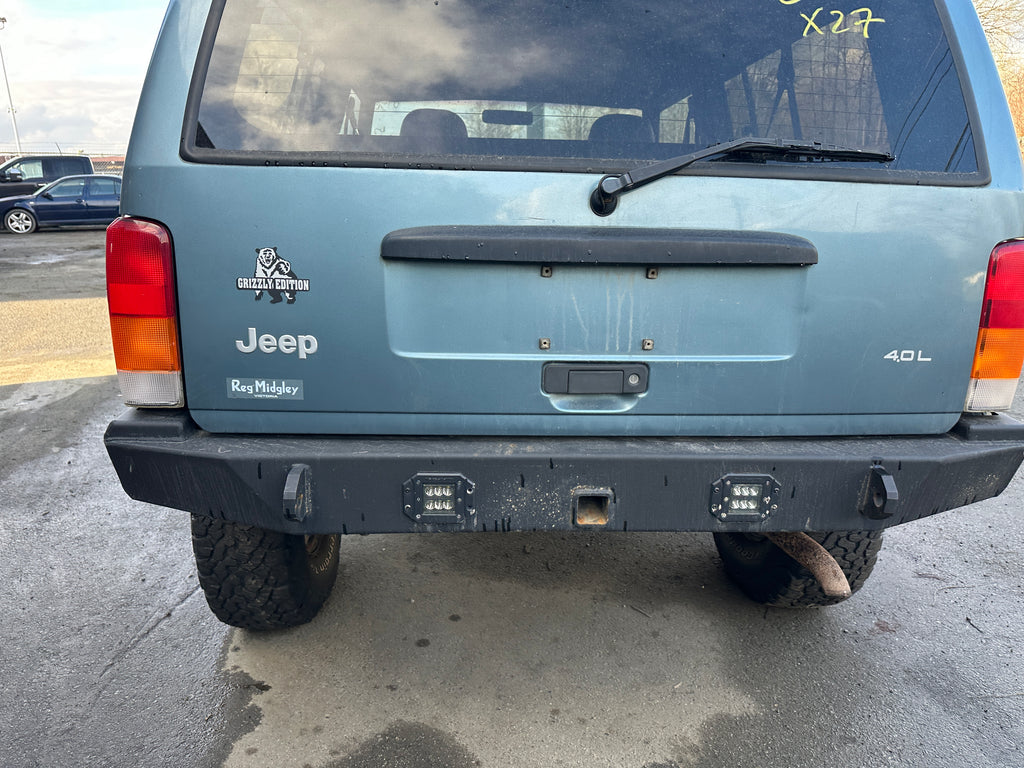 1998 Jeep Cherokee XJ 4.0 – J2513