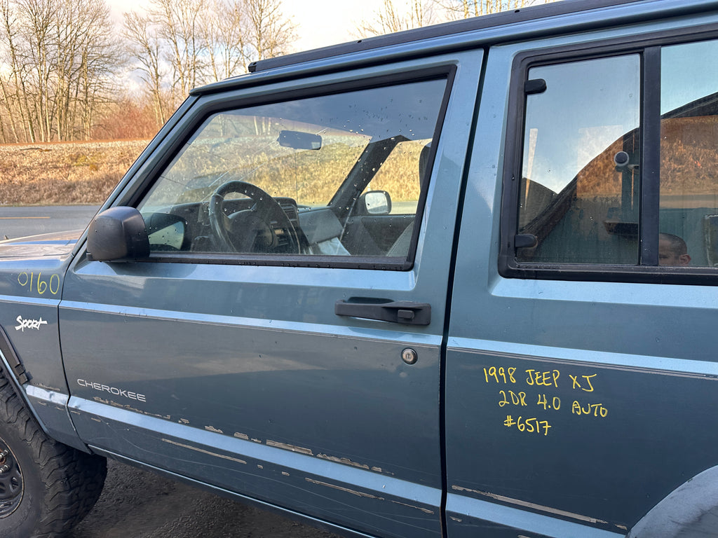 1998 Jeep Cherokee XJ 4.0 – J2513