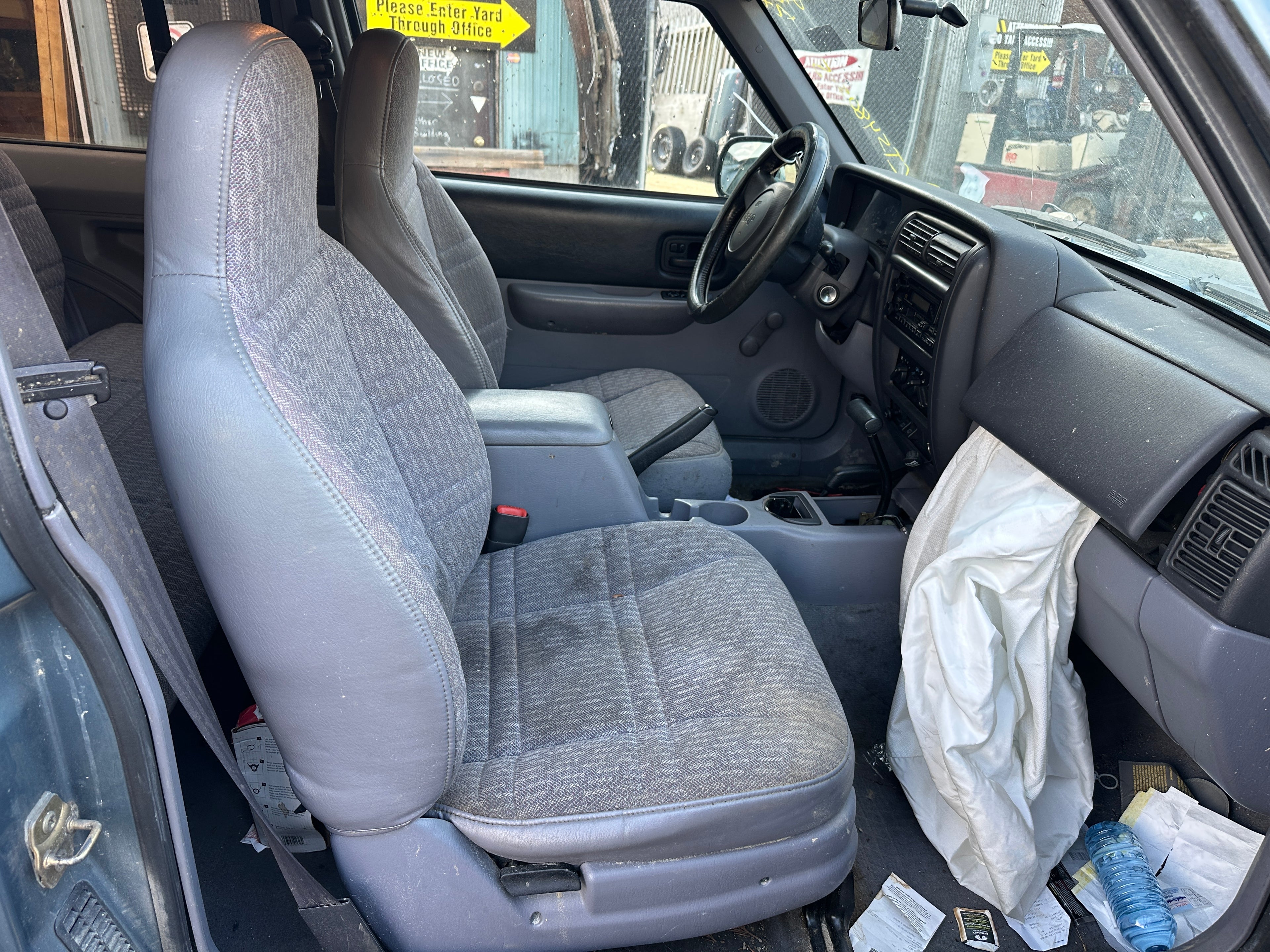 1998 Jeep Cherokee XJ 4.0 – J2513