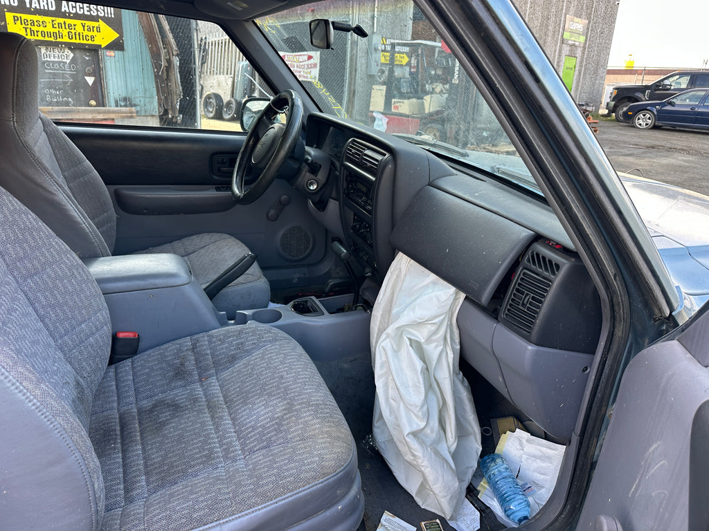 1998 Jeep Cherokee XJ 4.0 – J2513