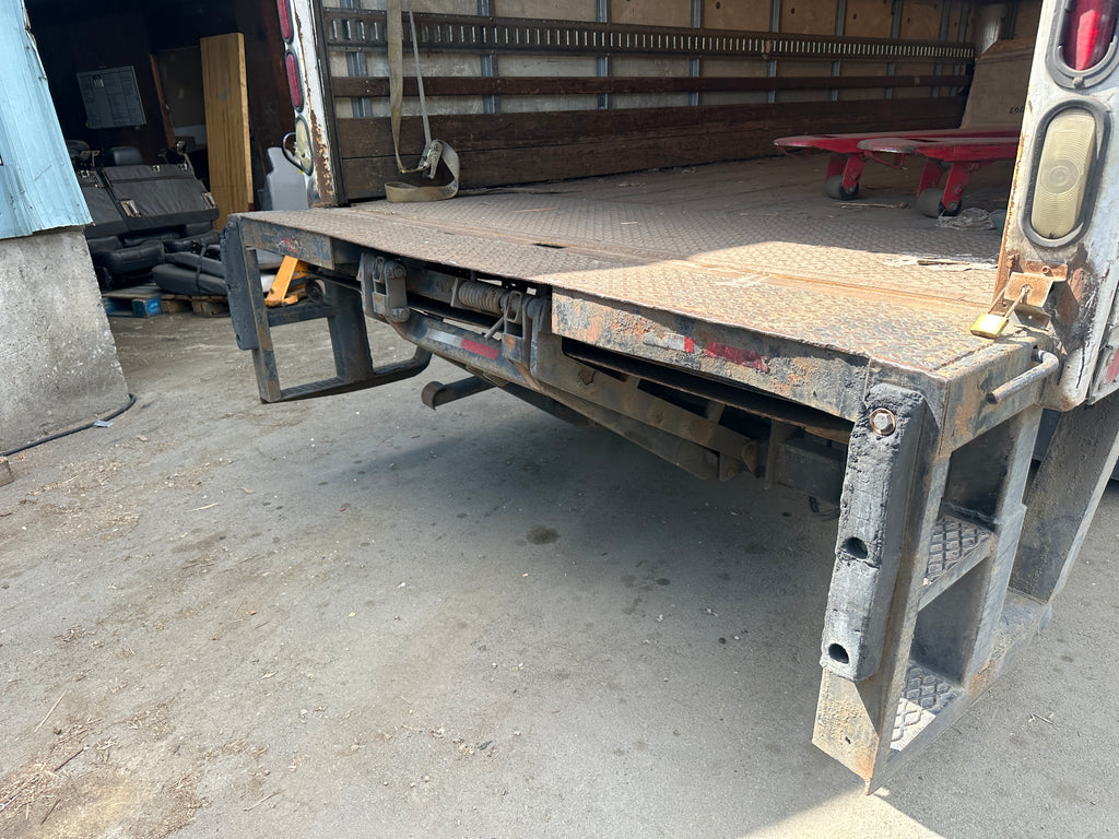 2007 GMC W4 Cab Chassis – G2521