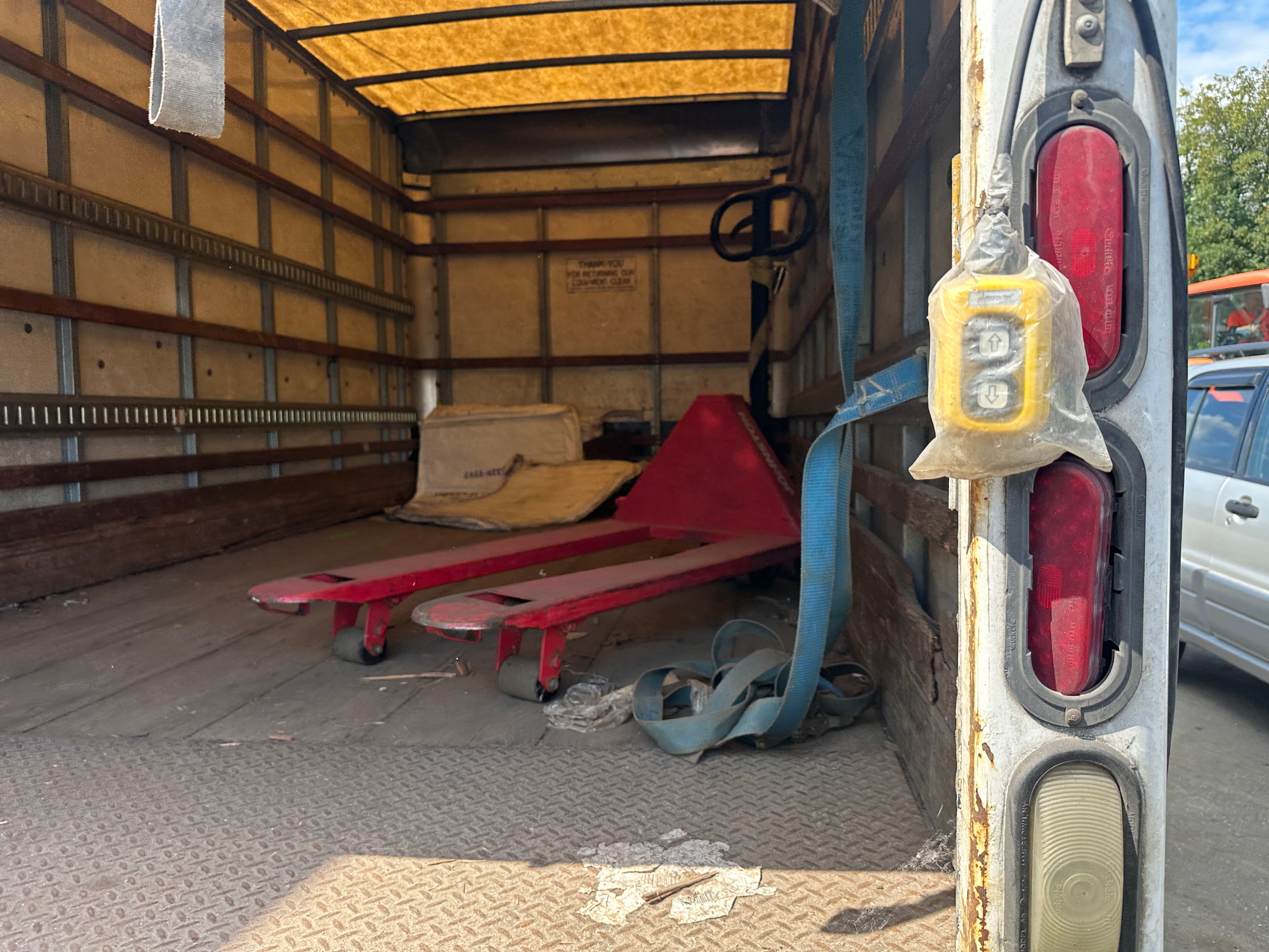 2007 GMC W4 Cab Chassis – G2521